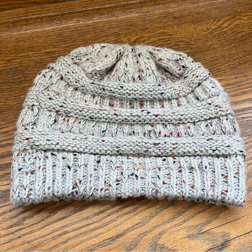 C.C Exclusives Women's Basic Soft Ribbed Cable Knit Beanie Hat Oatmeal Speckled - Picture 3 of 4